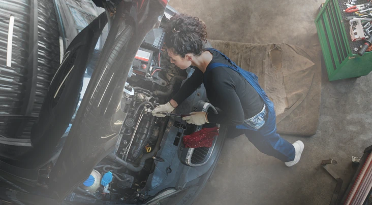 Technician diagnosing an engine at Countryside Auto Care in Blackfoot, Idaho